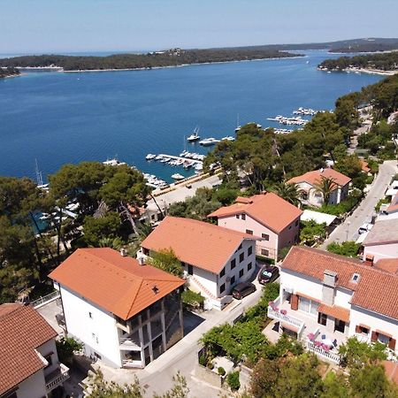 Apartment Luce Mali Lošinj Dış mekan fotoğraf