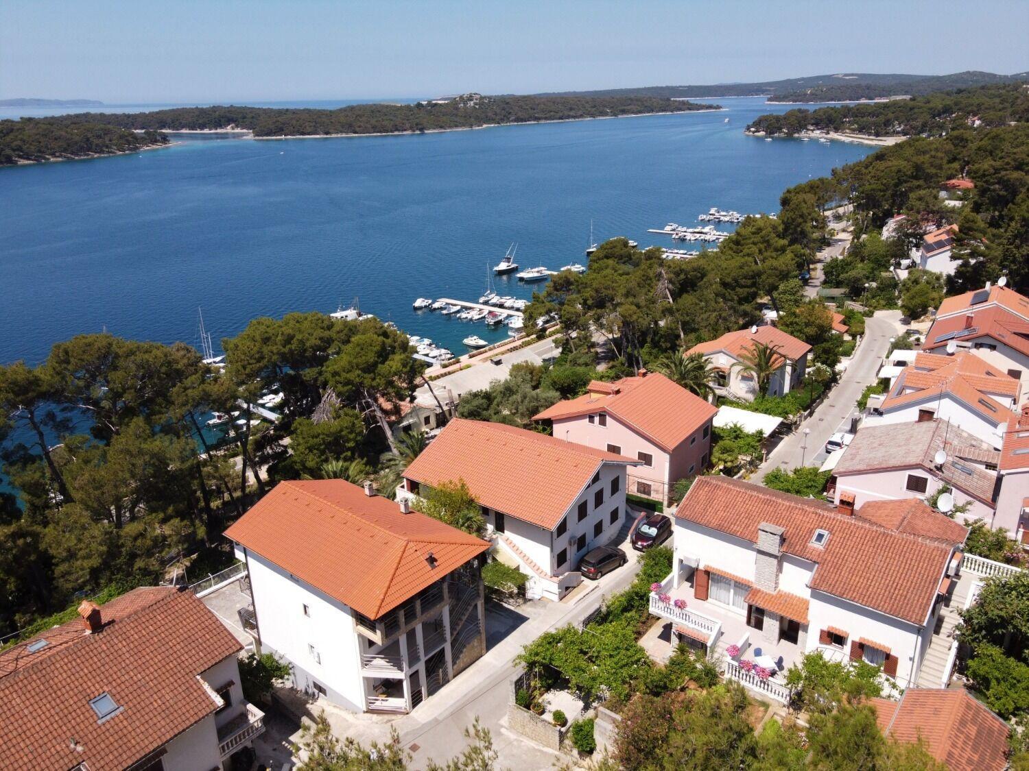 Apartment Luce Mali Lošinj Dış mekan fotoğraf